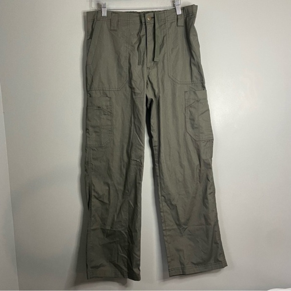 Carhartt pants RIPSTOP BOOT CUT 8-POCKET CARGO SCRUB PANT small